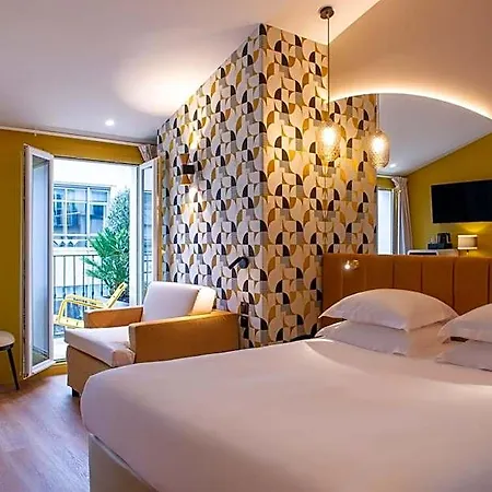 Hotel Arc Elysees 3*