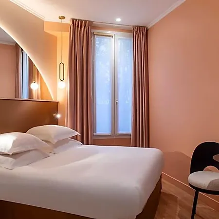 Hotel Arc Elysees Paris